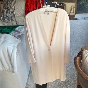 Anne Klein, Vintage RARE, Elegant Cream Blouse/Coat, Made in Hong Kong, Size 6